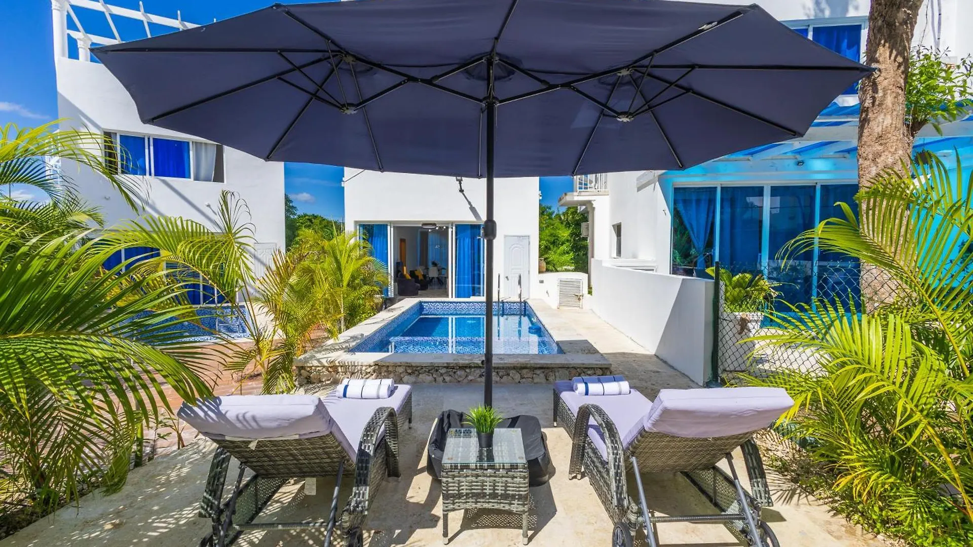 Relaxing 3-Bedroom Villa With Pool & Rooftop Jacuzzi In A Secluded Setting location