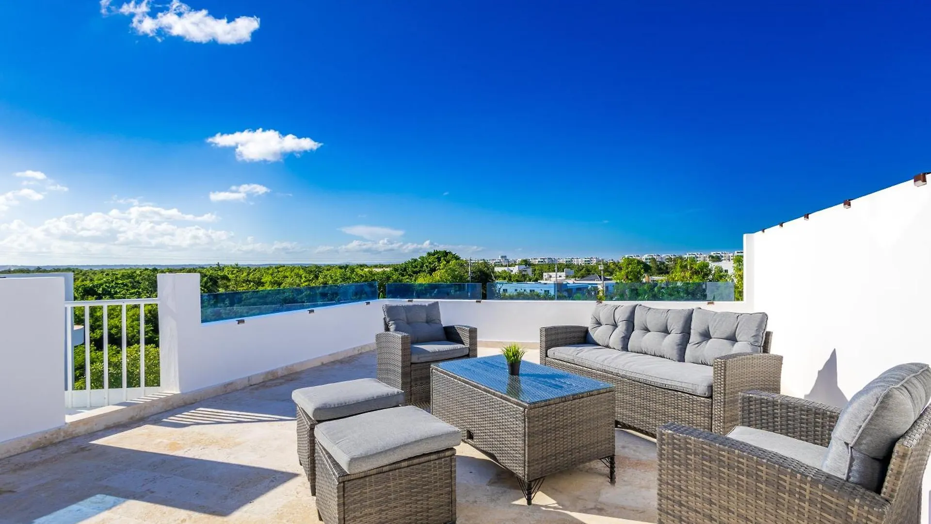 Relaxing 3-Bedroom Villa With Pool & Rooftop Jacuzzi In A Secluded Setting Punta Cana 0*,  Dominican Republic