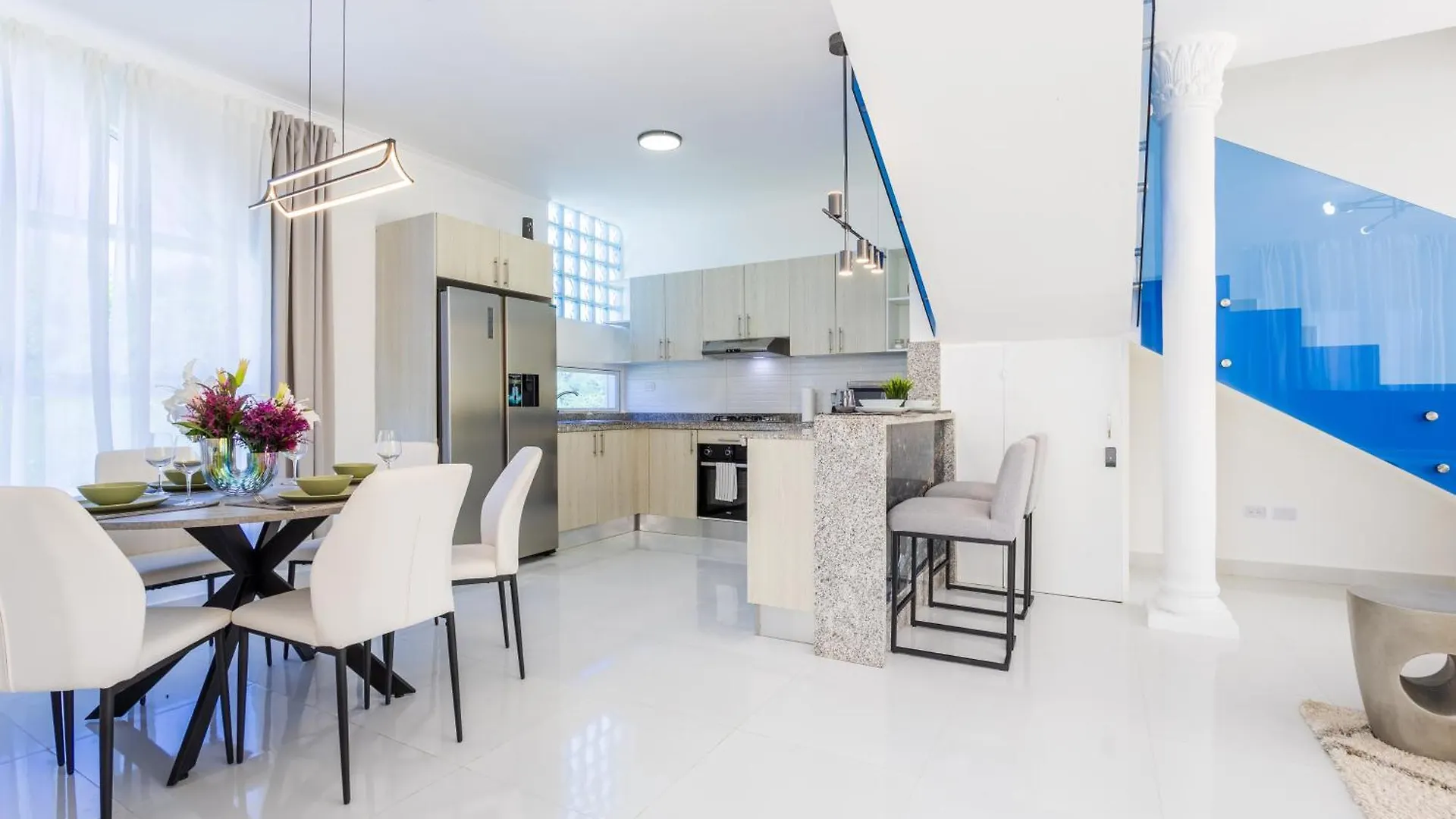 Relaxing 3-Bedroom Villa With Pool & Rooftop Jacuzzi In A Secluded Setting Punta Cana